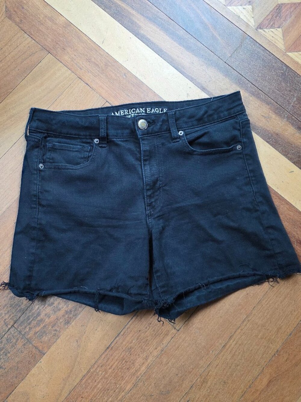 NWT American Eagle Outfitters Black "Midi" Next Level Stretch Shorts Size 12
